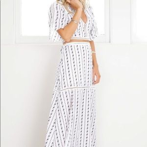 TWO PIECE SET CROPPED TOP MAXI SKIRT